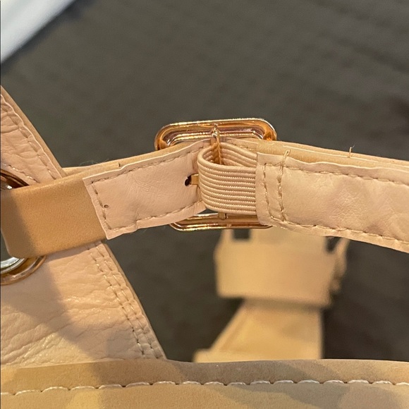 Henry Ferrera Beige Platform Sandals - Picture 13 of 16